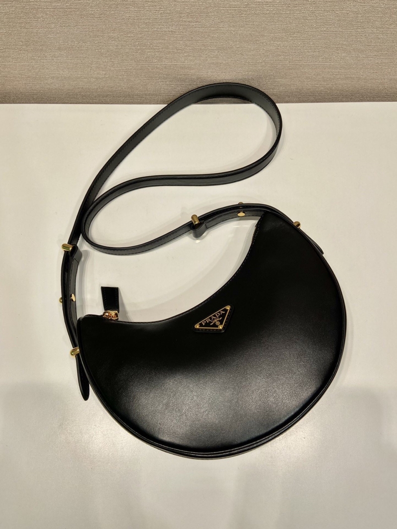 Pra*a hobo bags